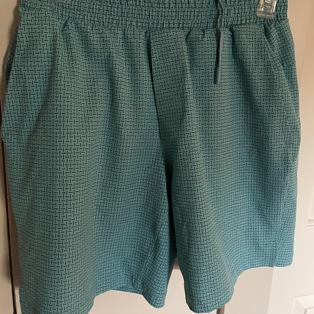Lululemon swim trunks